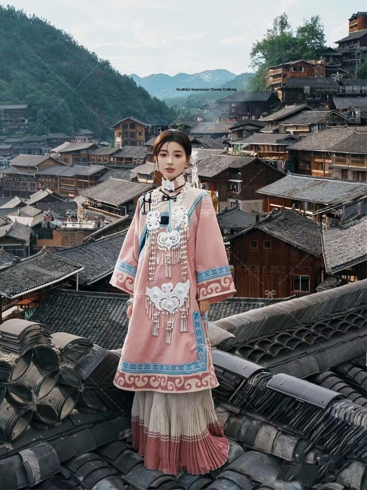 Ropa de Estilo Étnico Rosa par - Ethnic Fashion Studio reseña y precio