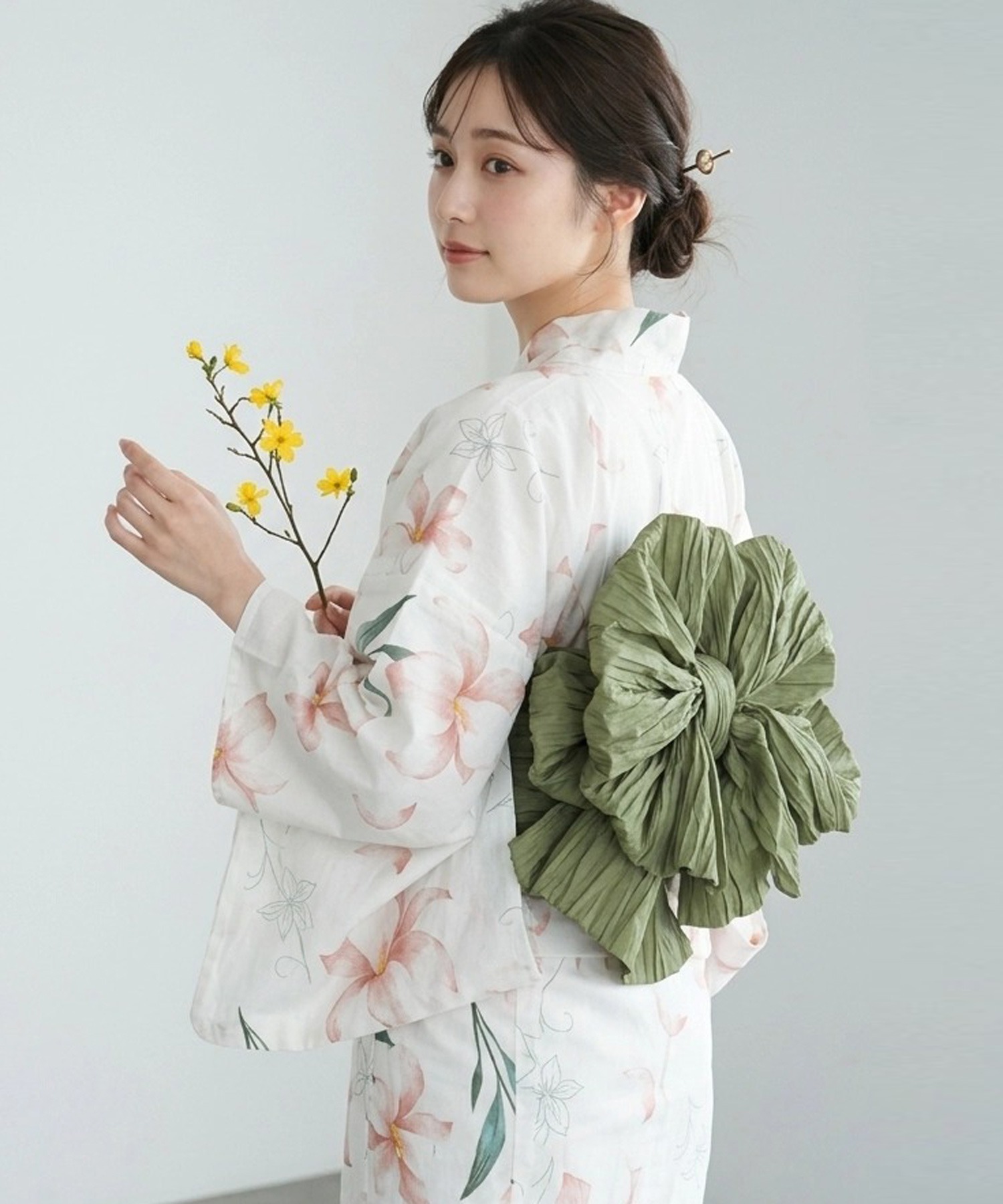 Yukata Tradicional, Kimono de  - Ethnic Clothing & Online Fashion Store Khaadi Uk reseña y precio